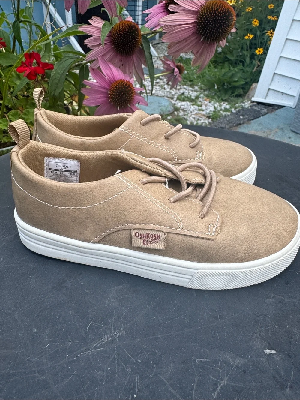 OshKosh B'gosh Men's Light Tan Suede Low-Top Sneakers